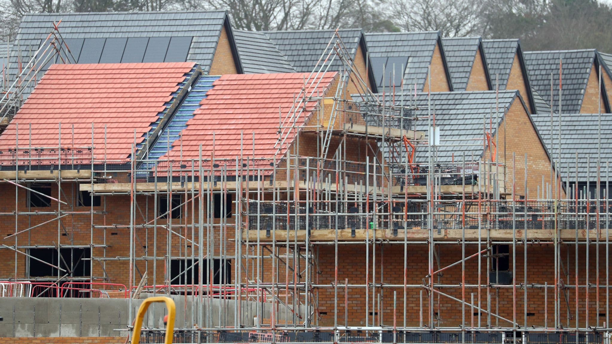 Housebuilder Barratt expects reduction in home completions in 2024 - Image