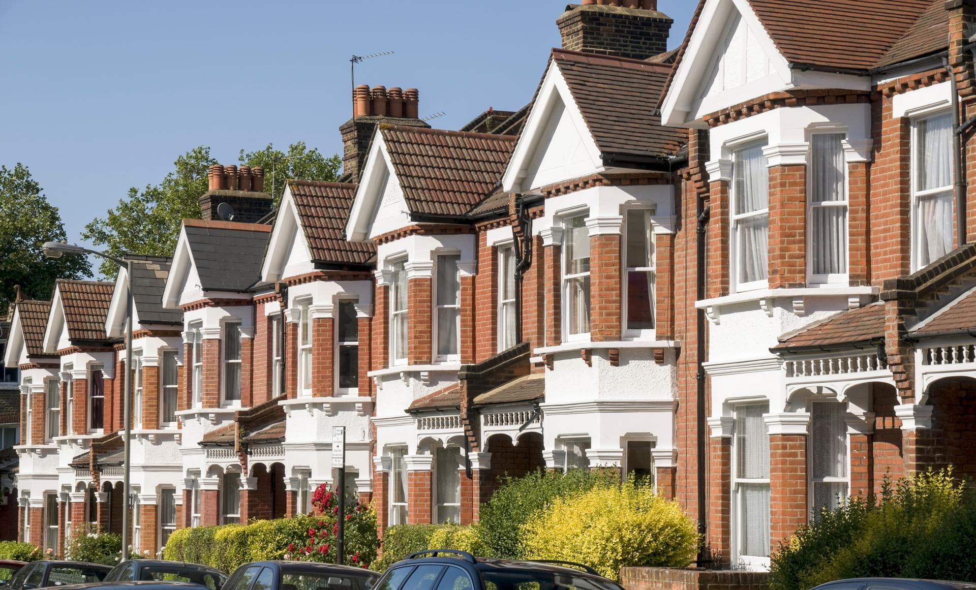 Half of UK homes saw rise in value in 2024, says Zoopla  - Image